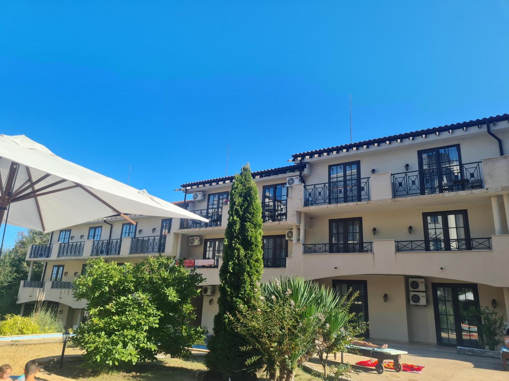 Apartment Almi - The Cliff Obzor Exterior photo